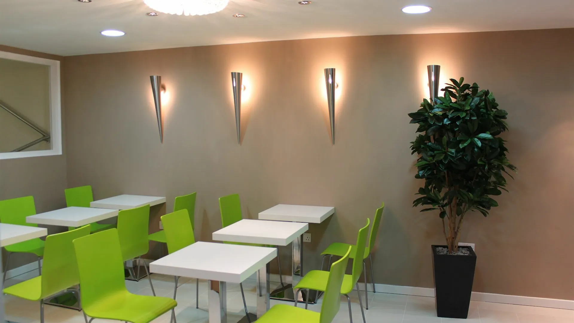 Prince Regent Hotel Excel London